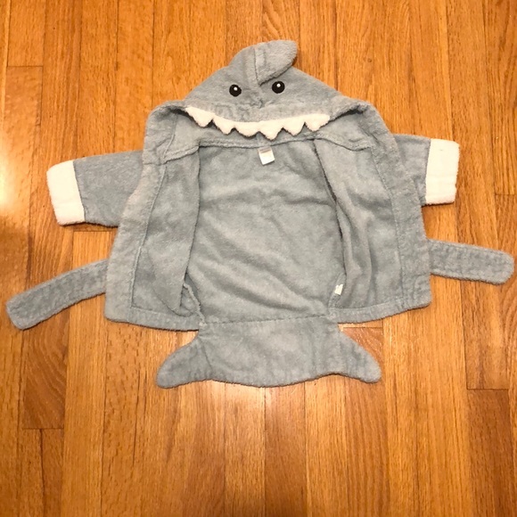 Baby Aspen Blue Terry Shark Bathrobe - Picture 5 of 5